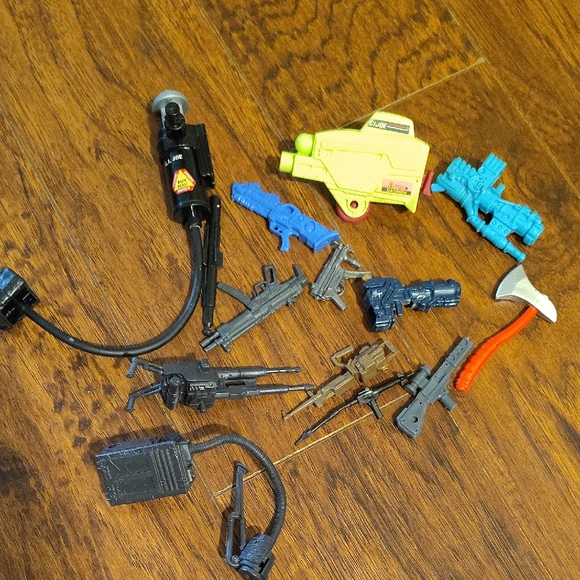 GI JOE ACCESSORIES- - Picture 1 of 1